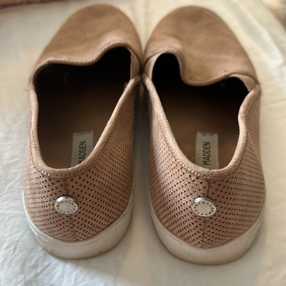 Steve Madden shoes - Picture 2 of 2